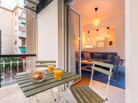 Elegant 3BDR Apt in Koukaki Near Acropolis